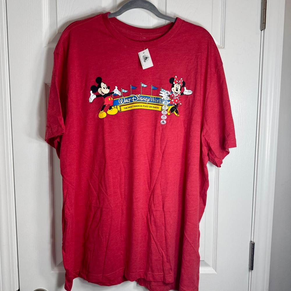 NWT. Disney Adult Shirt 2XL  - Walt Disney World Entrance Archway marquis Tee.